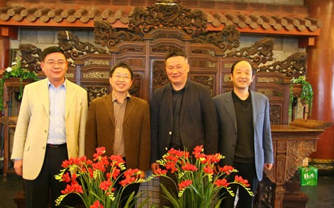 董凱夫(fu)被授予杭州(zhōu)市勞動模範(fan)稱号