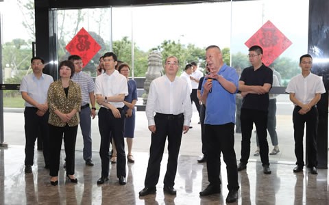 浙江省(shěng)委宣傳部部長朱(zhu)國賢一行莅臨杭(hang)機考察調研